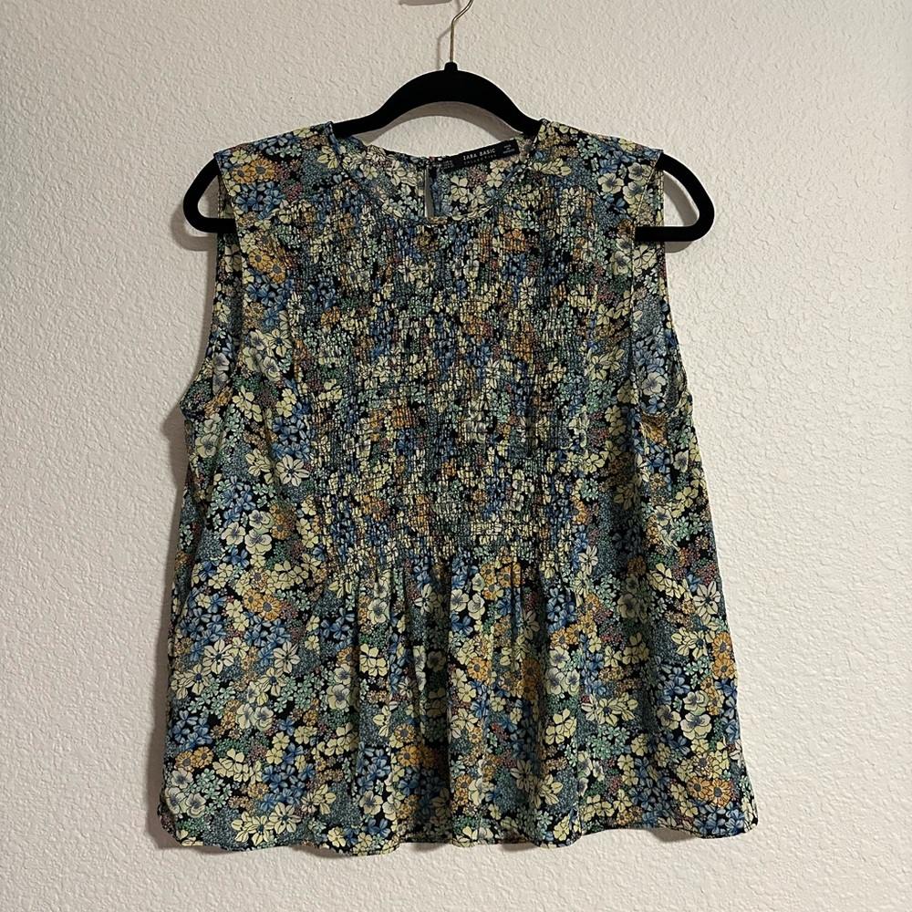 Dark Floral Smocked/Ruffle Tank Top Women’s XL Career Work Office All Over